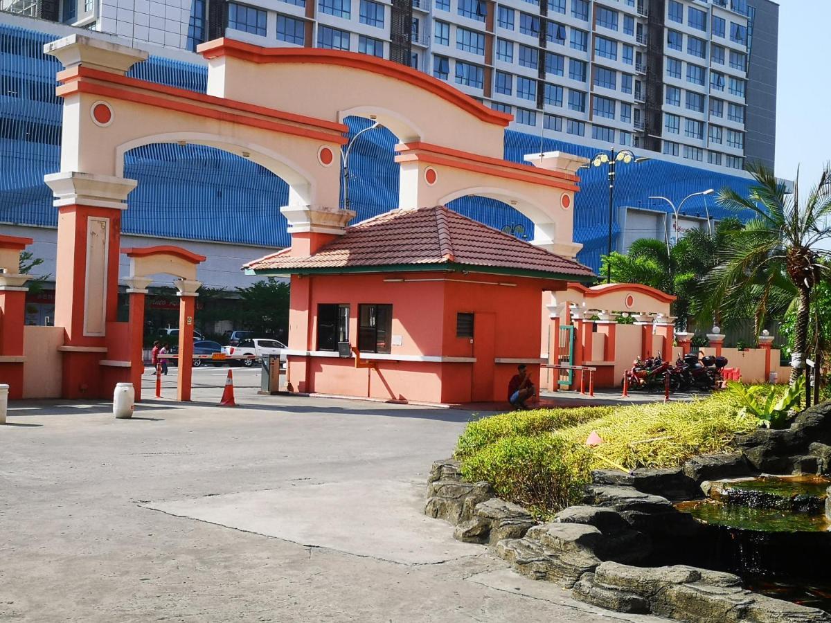 Marina Court Kk City Homestay Kota Kinabalu Buitenkant foto