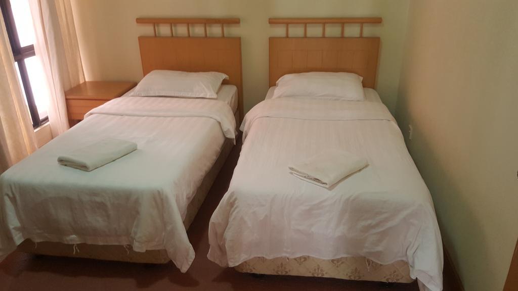 Marina Court Kk City Homestay Kota Kinabalu Buitenkant foto